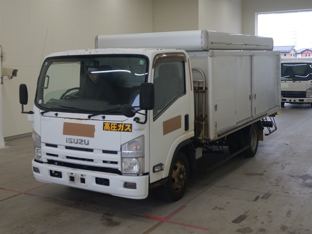 ISUZU ELF 2011