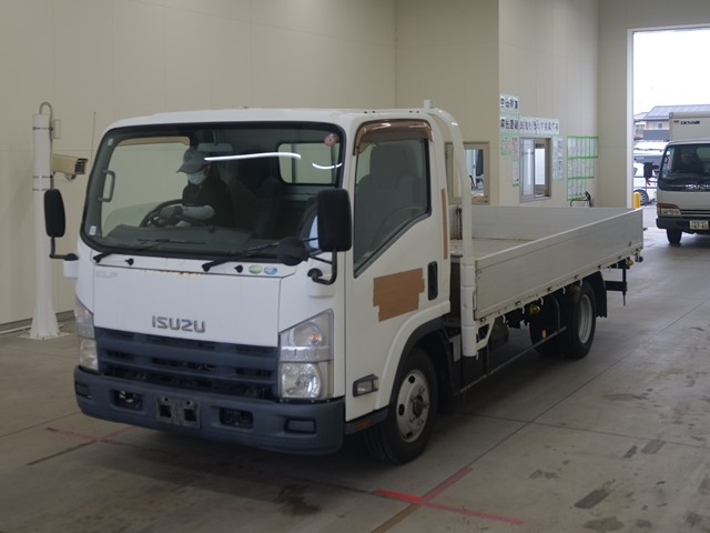ISUZU ELF 2012
