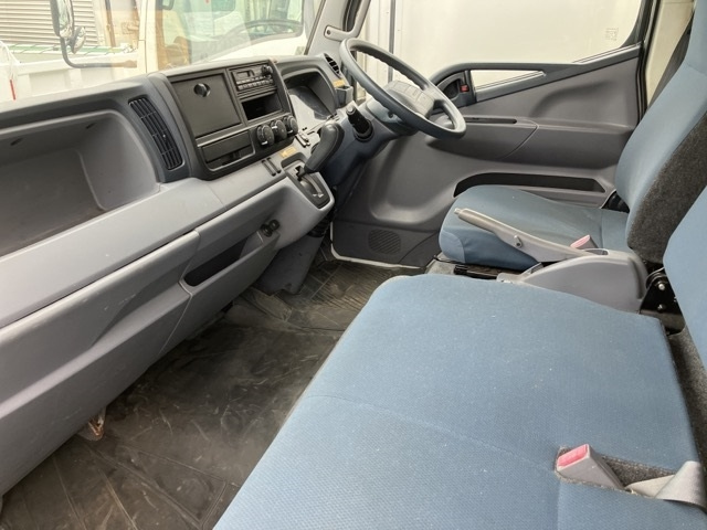 MITSUBISHI CANTER 2013