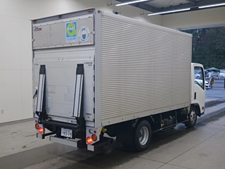 ISUZU ELF 2008