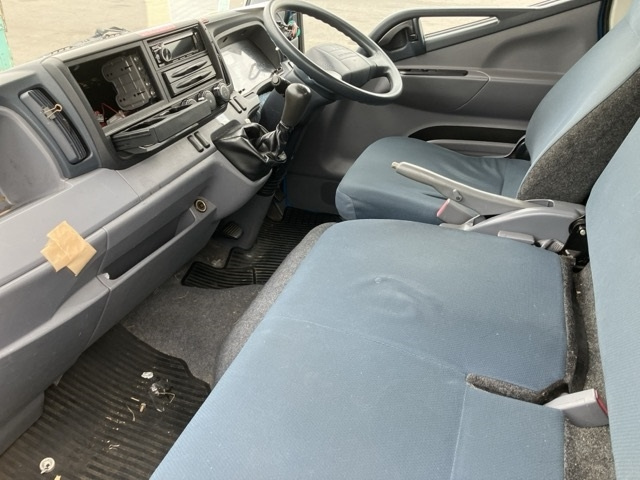 MITSUBISHI CANTER 2014