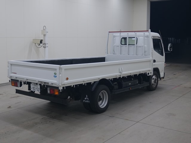 MITSUBISHI CANTER 2011