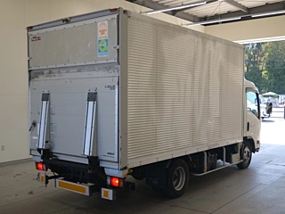 ISUZU ELF 2009