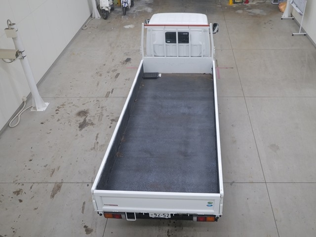 MITSUBISHI CANTER 2011