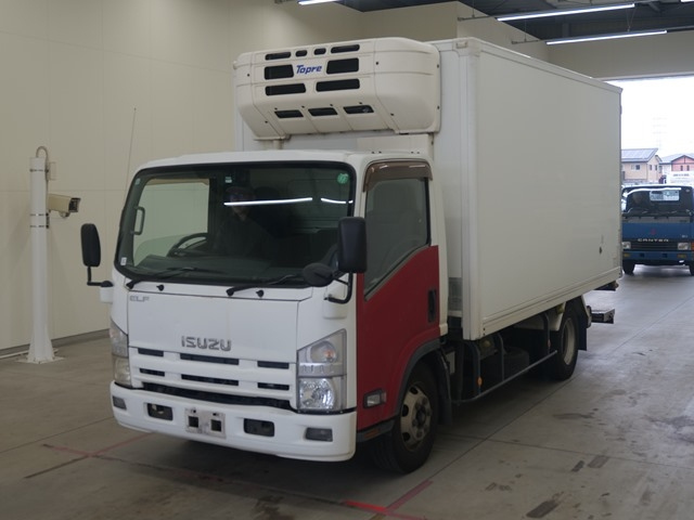 ISUZU ELF 2011