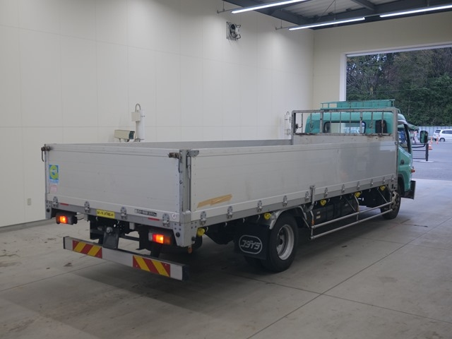 MITSUBISHI CANTER 2016