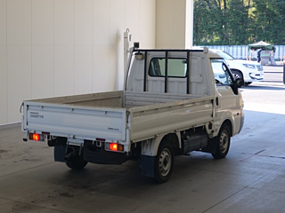 NISSAN VANETTE TRUCK 2015