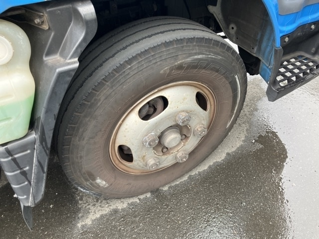 MITSUBISHI CANTER 2015