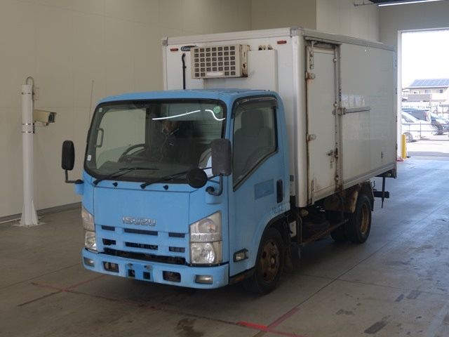 ISUZU ELF 2009