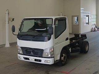 MITSUBISHI CANTER 2010