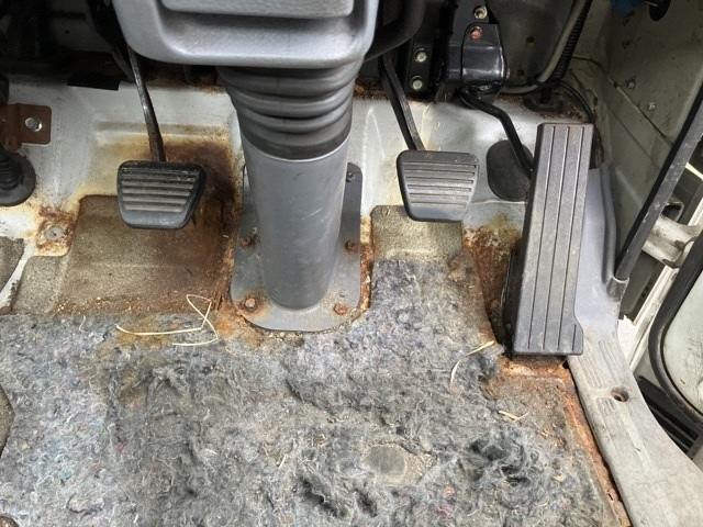 MITSUBISHI CANTER 2010