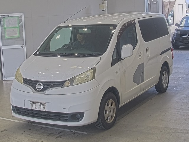 NISSAN NV200 2009