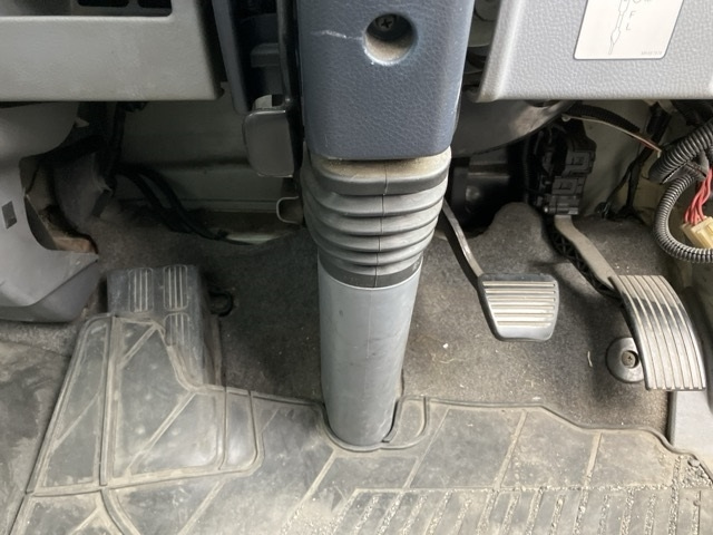 MITSUBISHI CANTER 2015