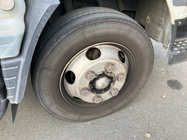 MITSUBISHI CANTER 2015