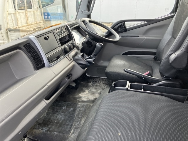 MITSUBISHI CANTER 2017