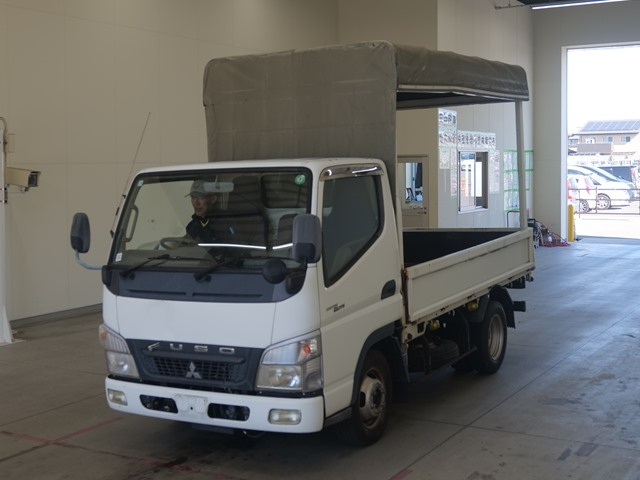 MITSUBISHI CANTER 2010