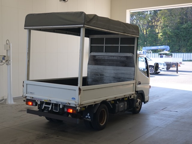 MITSUBISHI CANTER 2010