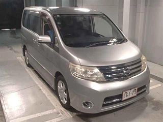NISSAN SERENA 2010