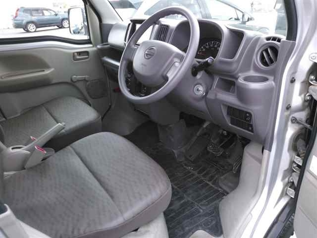 NISSAN CLIPPER VAN 2018