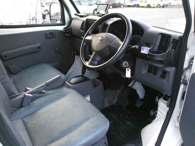 NISSAN CLIPPER VAN 2012