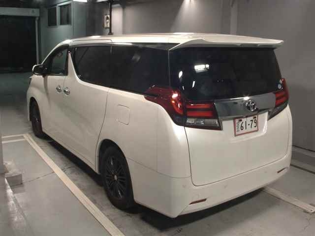 TOYOTA ALPHARD 2016