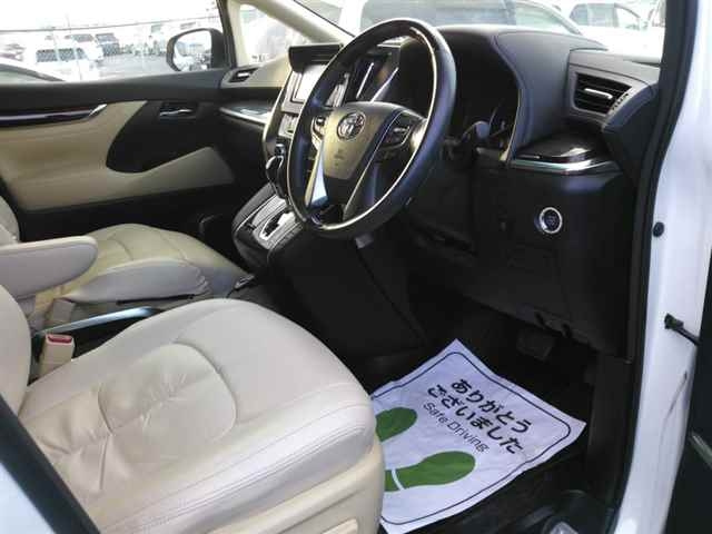 TOYOTA VELLFIRE 2016