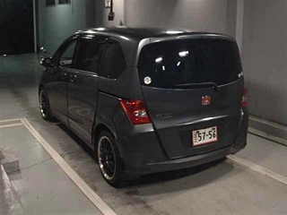 HONDA FREED 2009