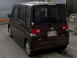 DAIHATSU TANTO 2012