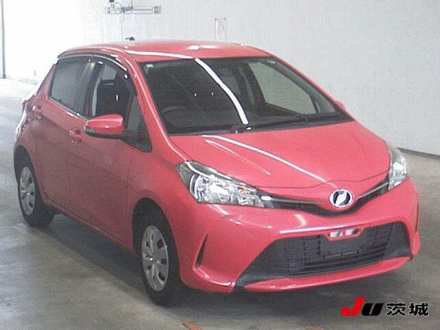 TOYOTA VITZ 2016