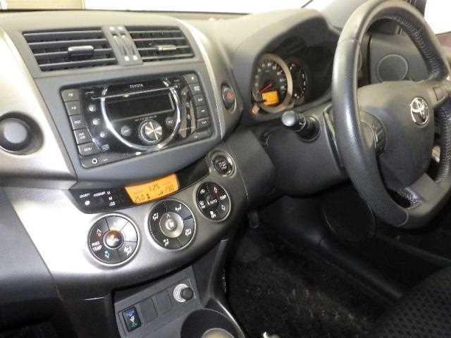 TOYOTA VANGUARD 2010