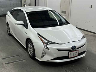 TOYOTA PRIUS 2017