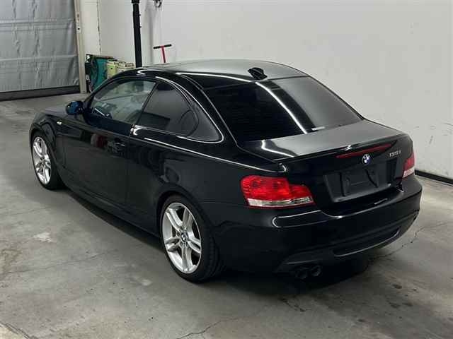 BMW 1 SERIES 2009