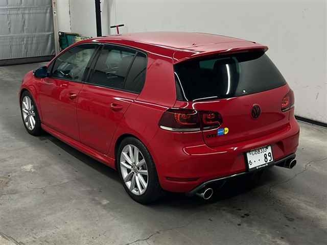 VOLKSWAGEN GOLF 2011