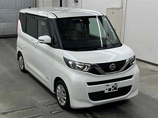 NISSAN ROOX 2020