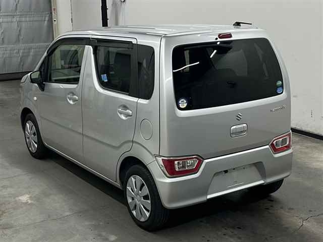 SUZUKI WAGON R 2019