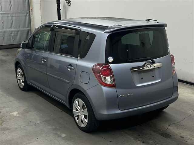 TOYOTA RACTIS 2010