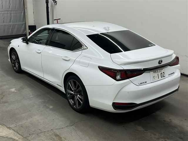 LEXUS ES 2019