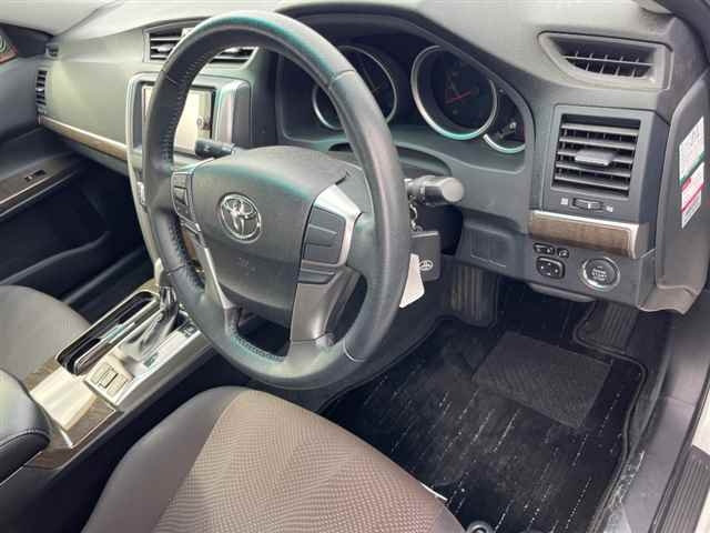 TOYOTA MARK X 2013