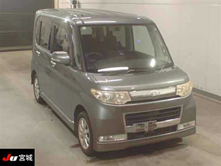 DAIHATSU TANTO 2009