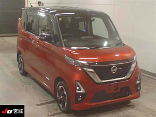 NISSAN ROOX 2020