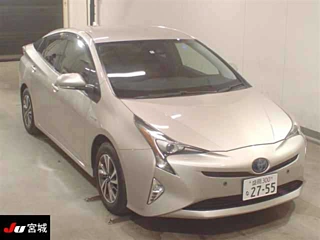 TOYOTA PRIUS 2016