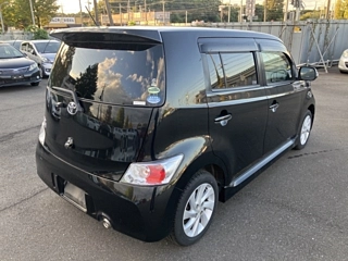 TOYOTA BB 2009