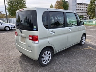 DAIHATSU TANTO 2012