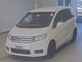HONDA FREED 2013