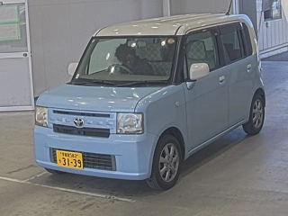 TOYOTA PIXIS SPACE 2014