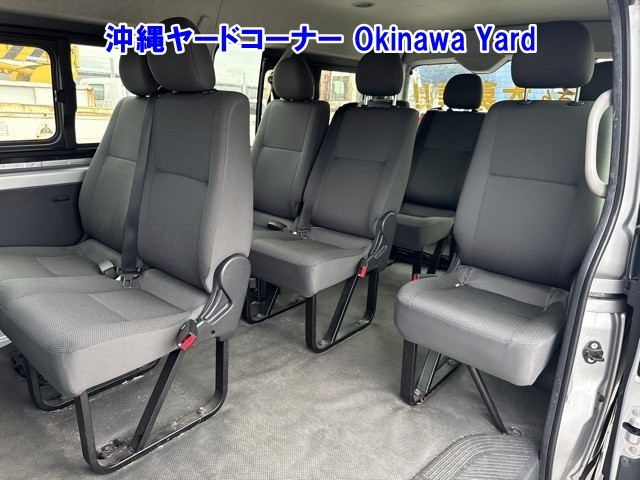 TOYOTA HIACE 2018
