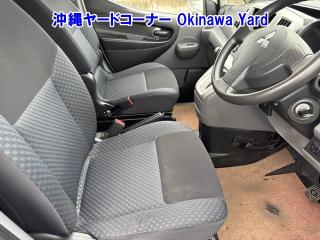 MITSUBISHI DELICA D3 2018