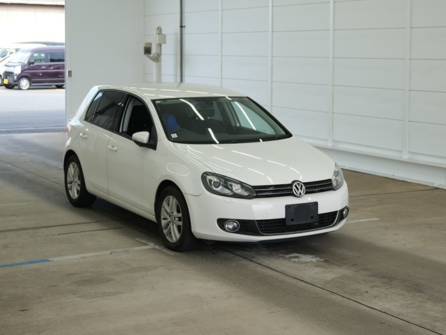 VOLKSWAGEN GOLF 2012