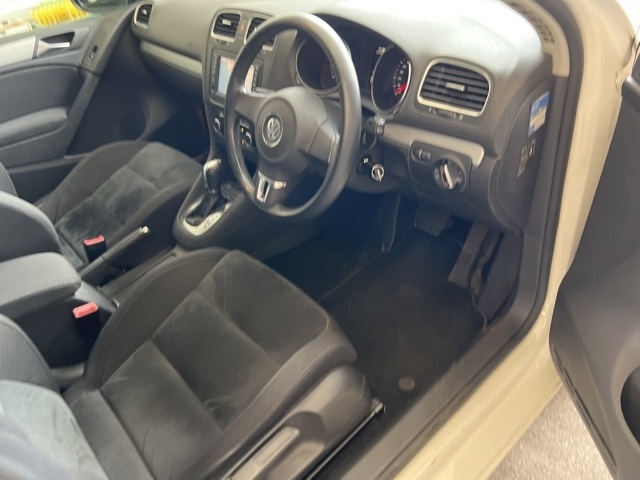 VOLKSWAGEN GOLF 2012