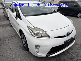 TOYOTA PRIUS 2013